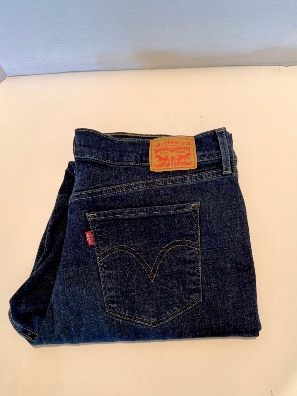 LEVI’S Classic Straight Women’s Jeans 14